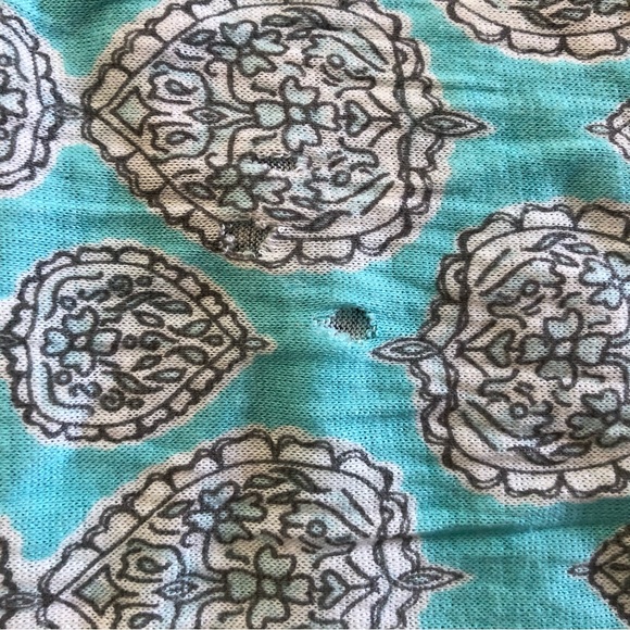 Patterned scarf - Picture 3 of 3